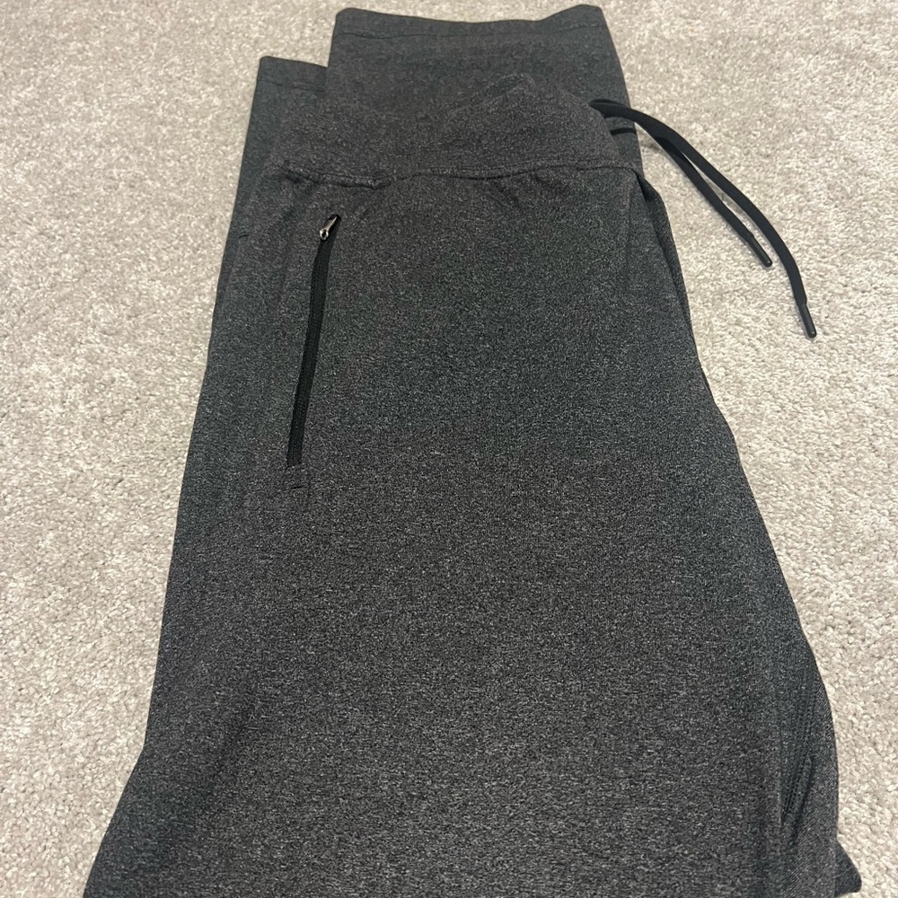 Men’s Lululemon Anti‑Gravity Sweatpants – Heathered Charcoal Gray - Picture 5 of 9